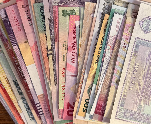 Lote de 20 Billetes Nuevos todos UNC (L3)