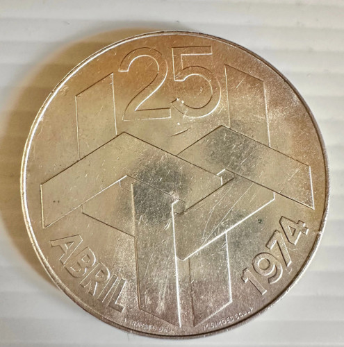 250 Escudos 1977 - 25 de Abril (Prata) KM# 607 A-UNC