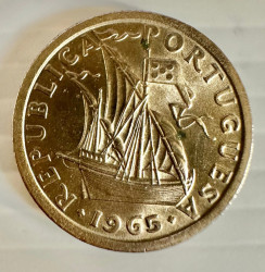 2$50 (Dois Escudos e Cinquenta) 1965 KM# 590 – Caravela A-UNC